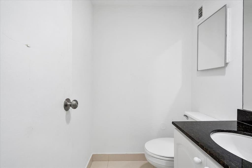 Beachfront 2 Bedroom At Tides Hollywood 8Th Floor Exterior foto