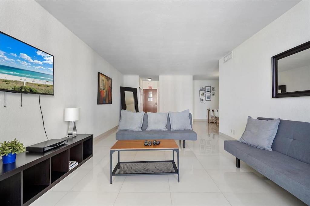 Beachfront 2 Bedroom At Tides Hollywood 8Th Floor Exterior foto